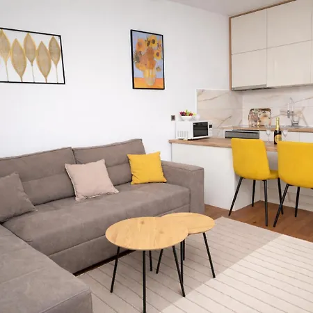 公寓 Muki Park 图兹拉